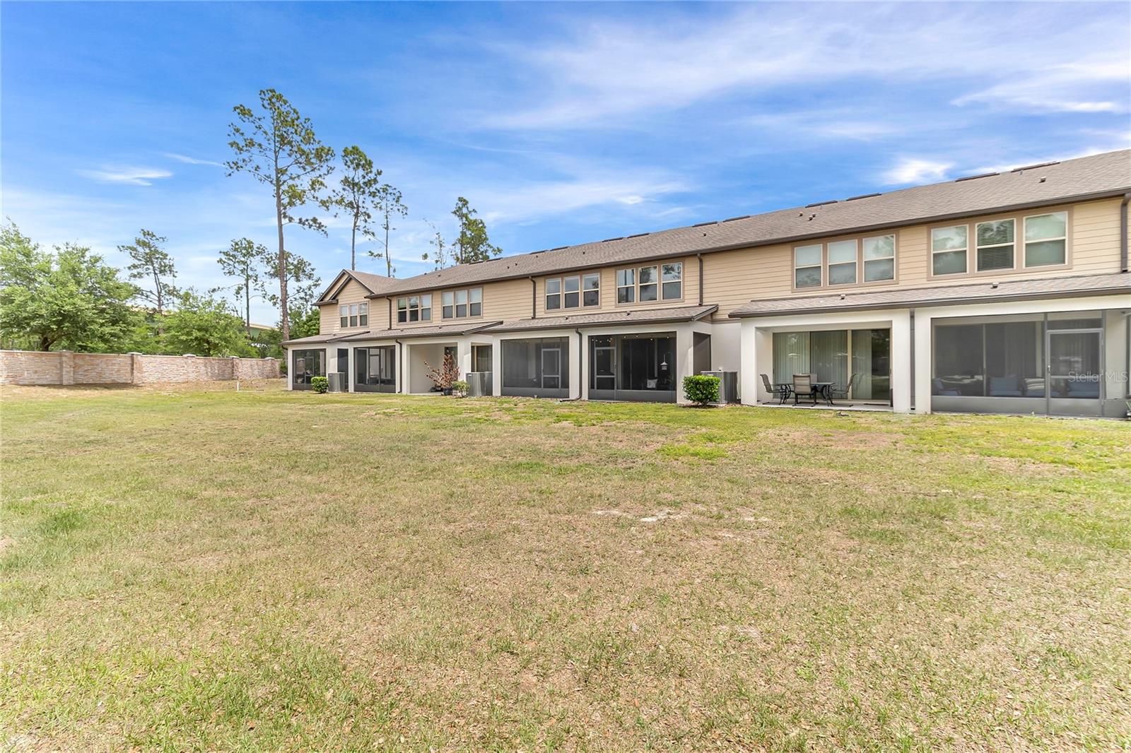 EMERSON NORTH TWNHMS - Residential