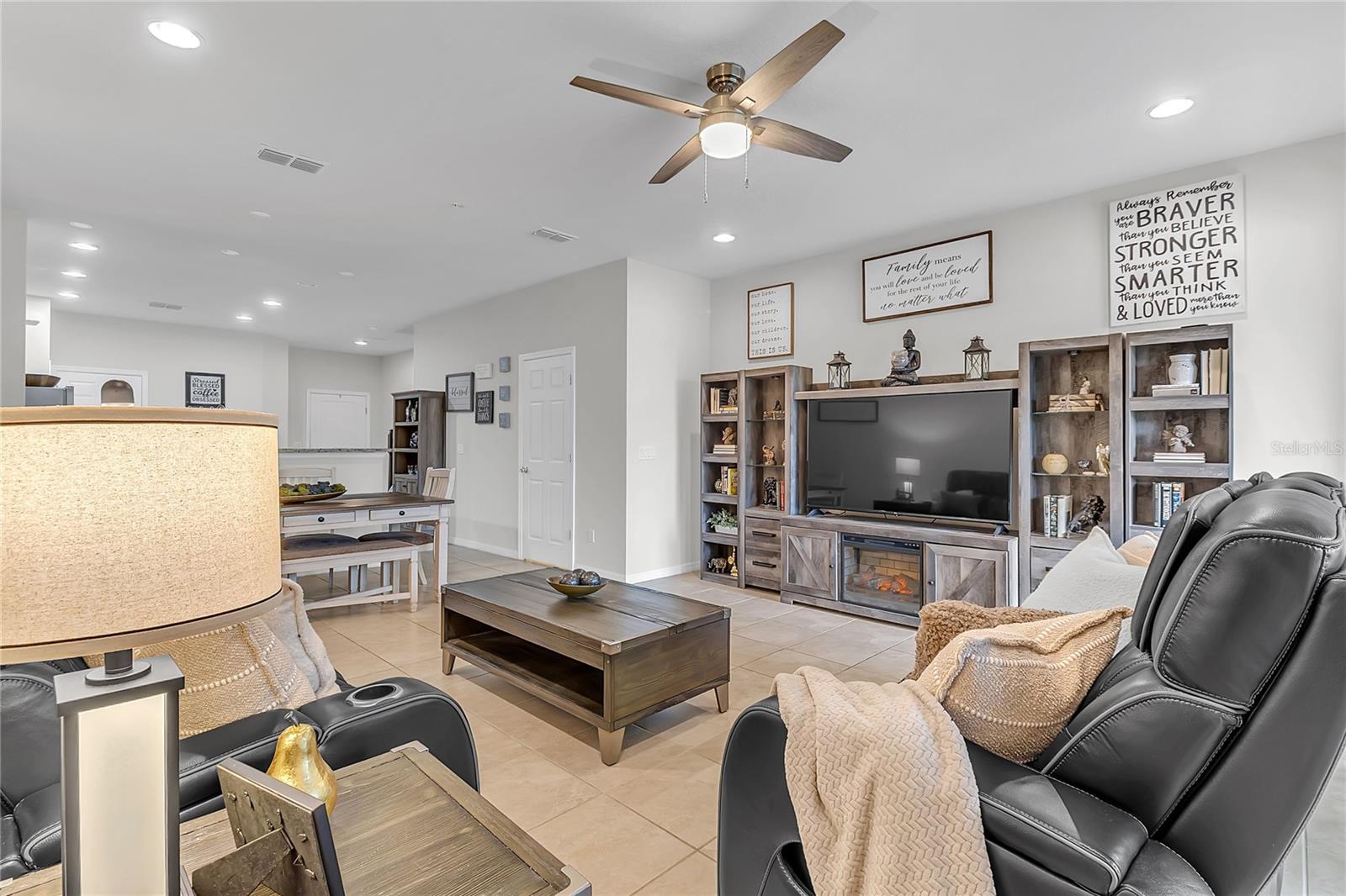 EMERSON NORTH TWNHMS - Residential