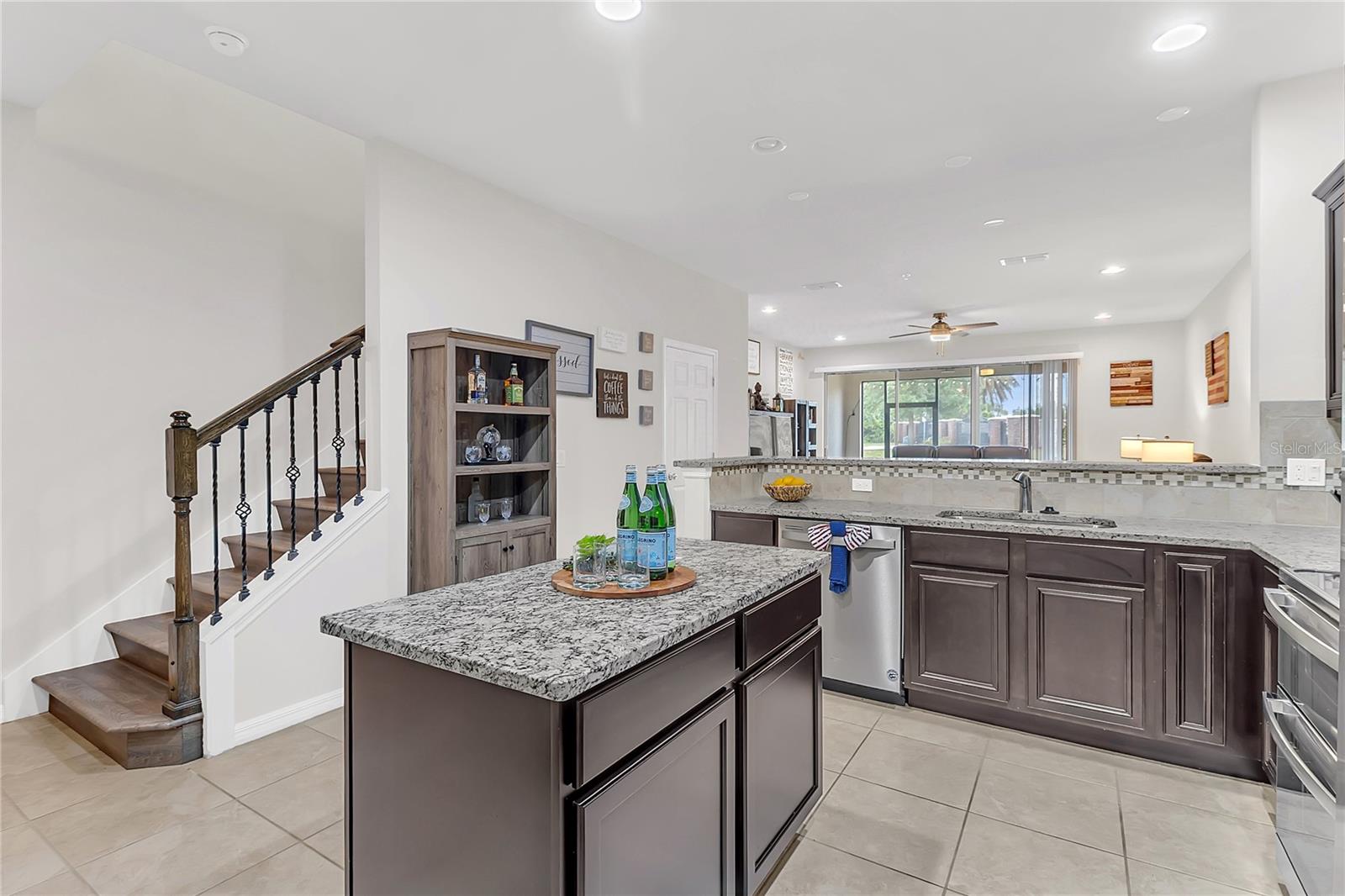 EMERSON NORTH TWNHMS - Residential