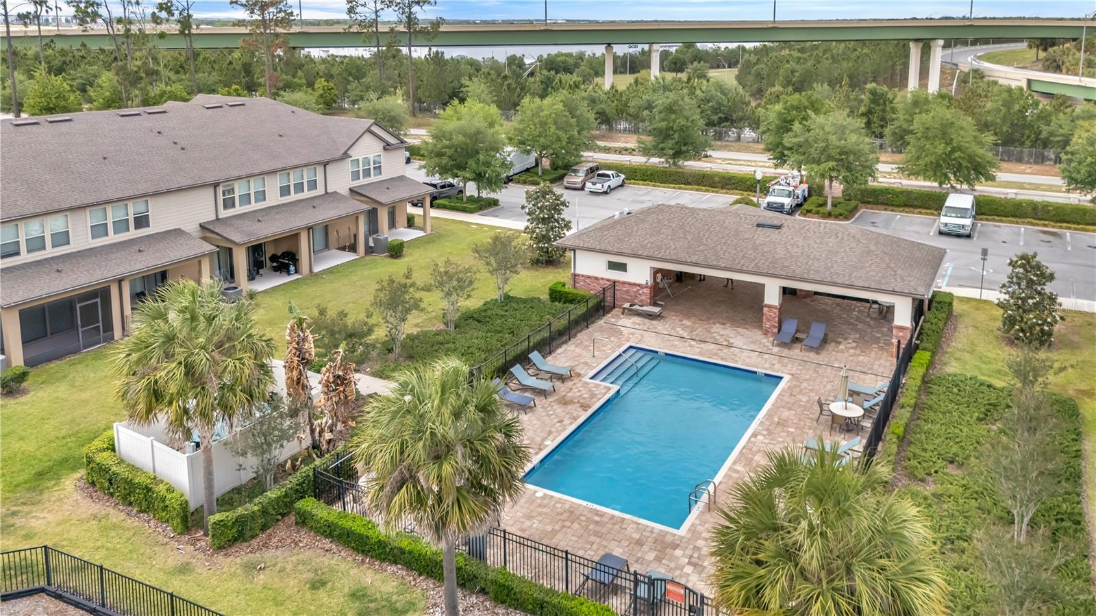 EMERSON NORTH TWNHMS - Residential