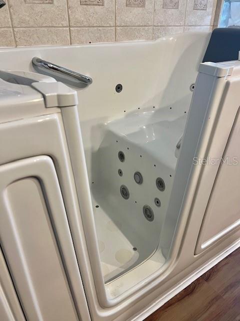 SARASOTA GOLF CLUB COLONY 4 - Residential