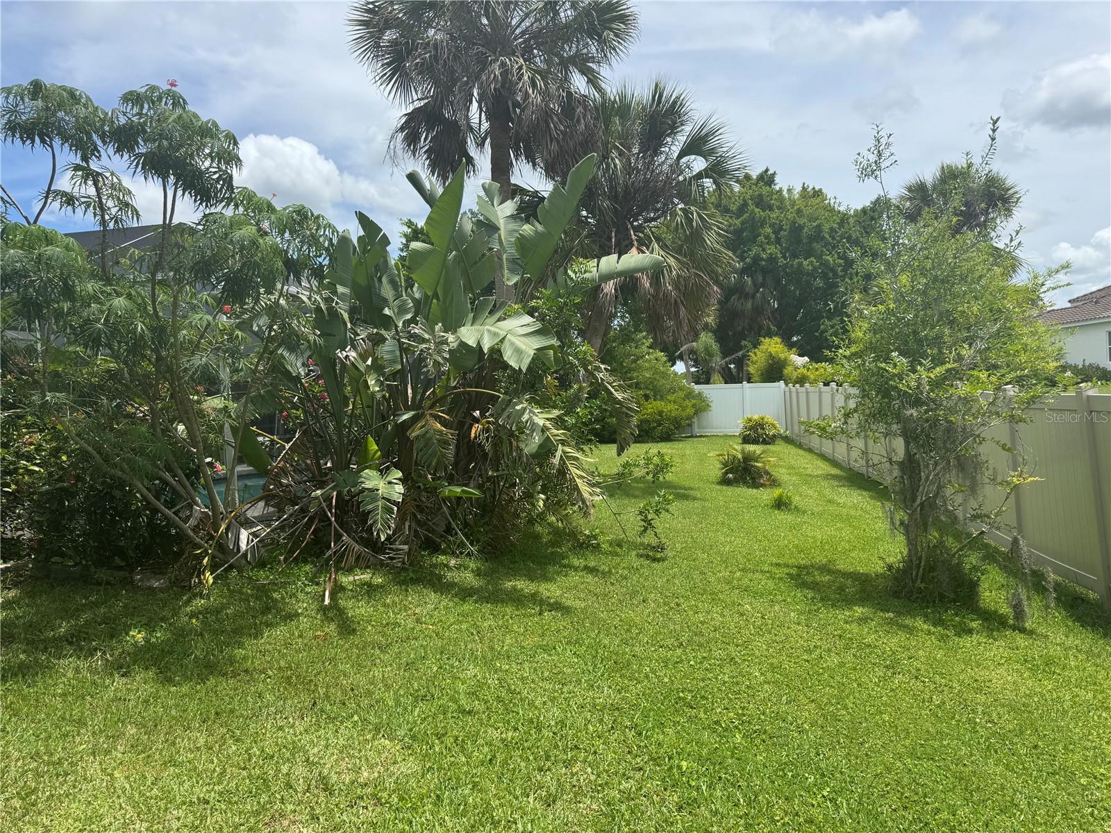 SARASOTA GOLF CLUB COLONY 4 - Residential