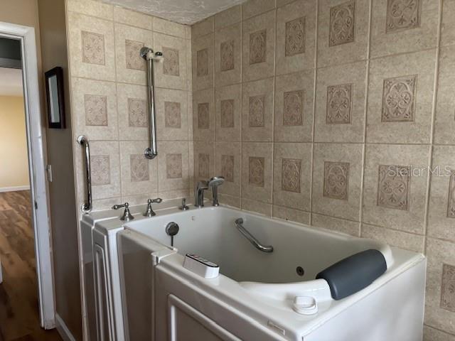 SARASOTA GOLF CLUB COLONY 4 - Residential