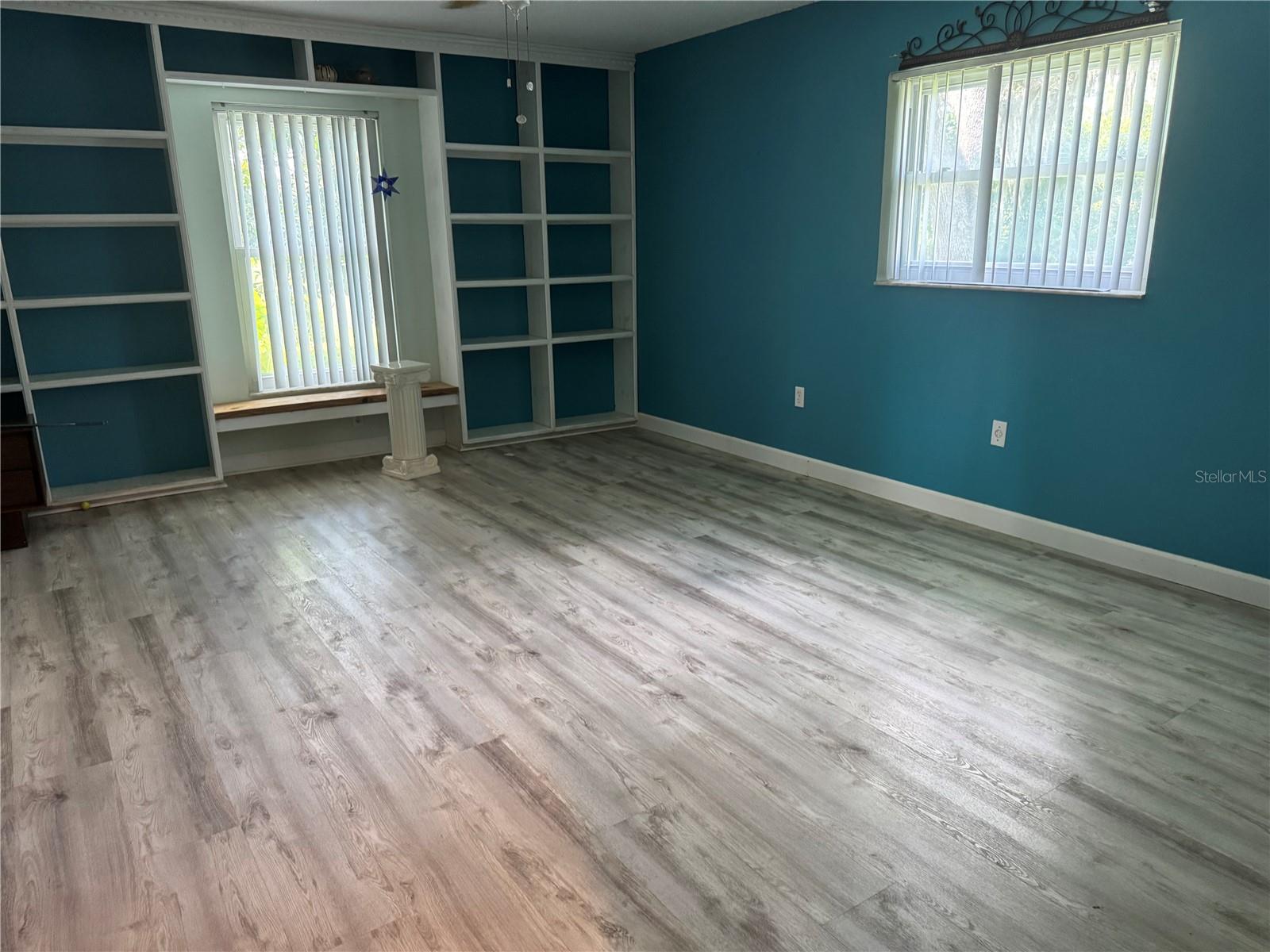 SARASOTA GOLF CLUB COLONY 4 - Residential