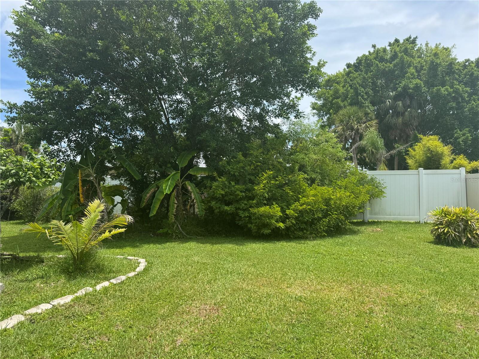 SARASOTA GOLF CLUB COLONY 4 - Residential