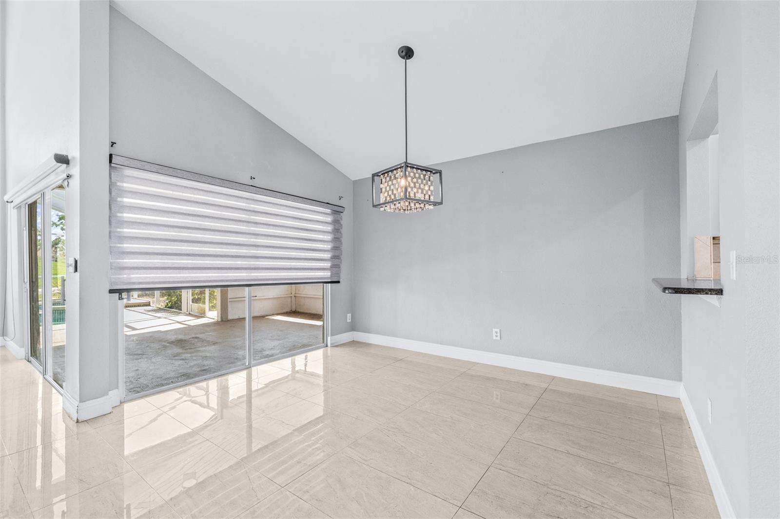 CARIBBEAN COVE - Residential