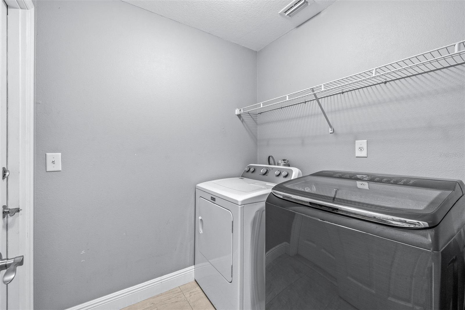 CARIBBEAN COVE - Residential