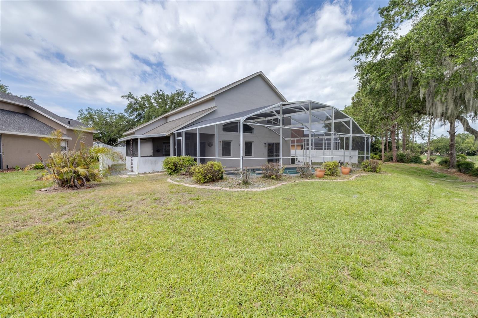 CARIBBEAN COVE - Residential