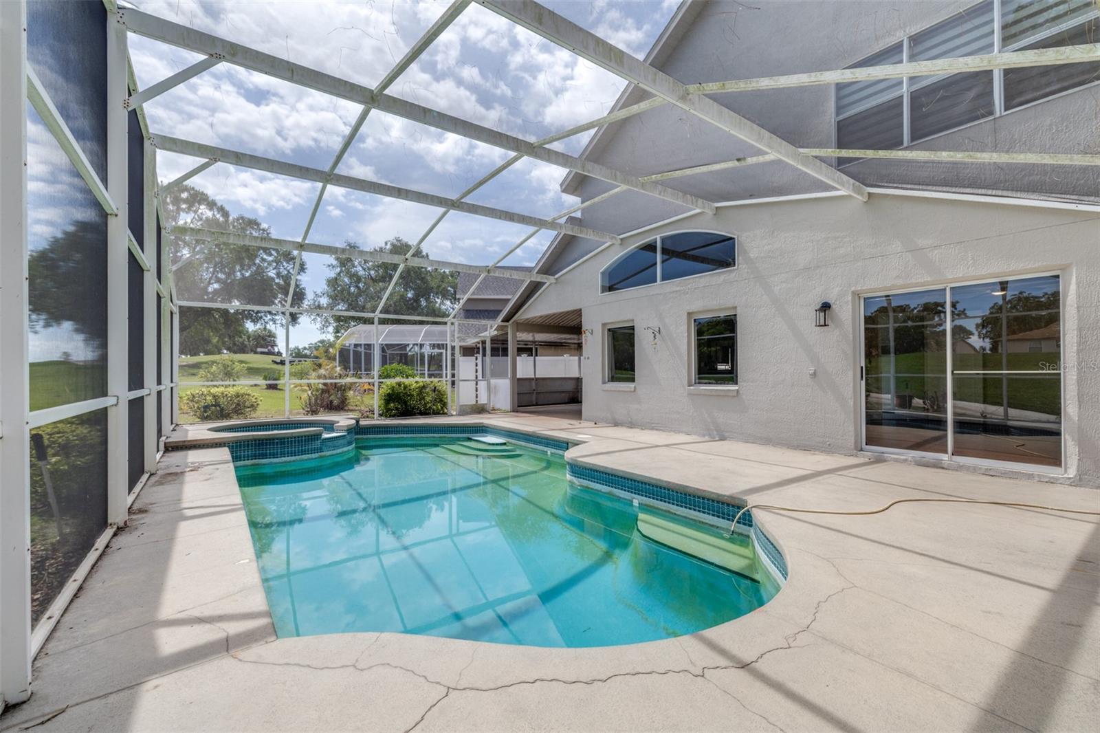 CARIBBEAN COVE - Residential