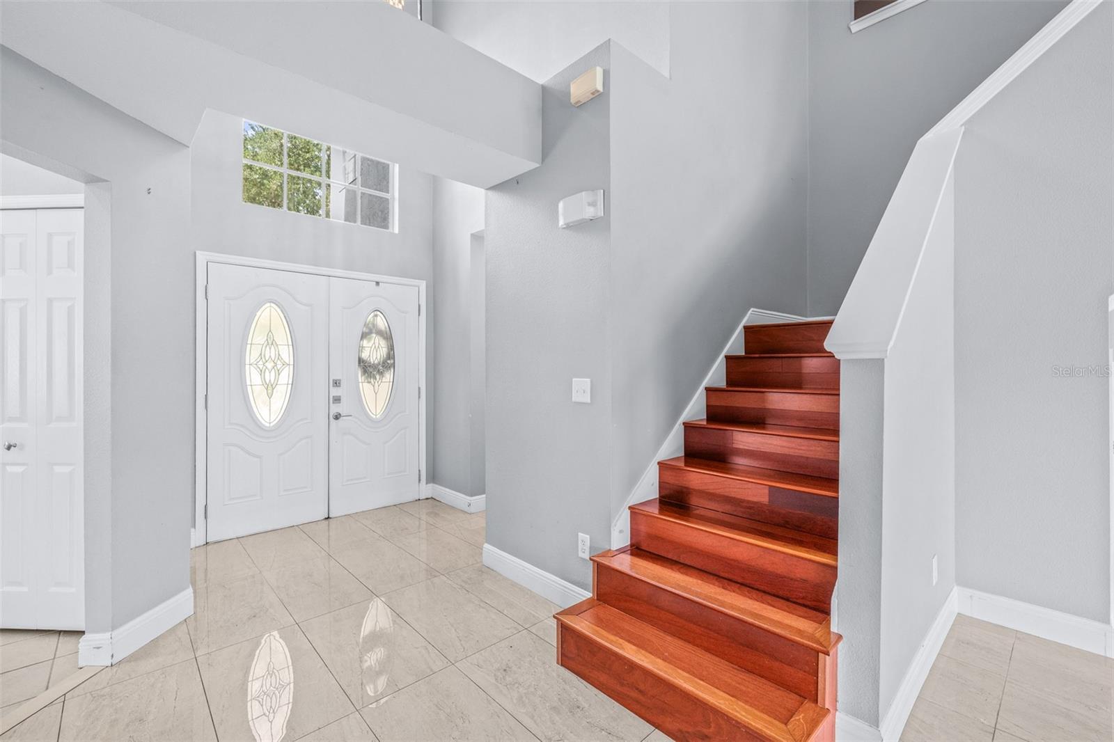 CARIBBEAN COVE - Residential