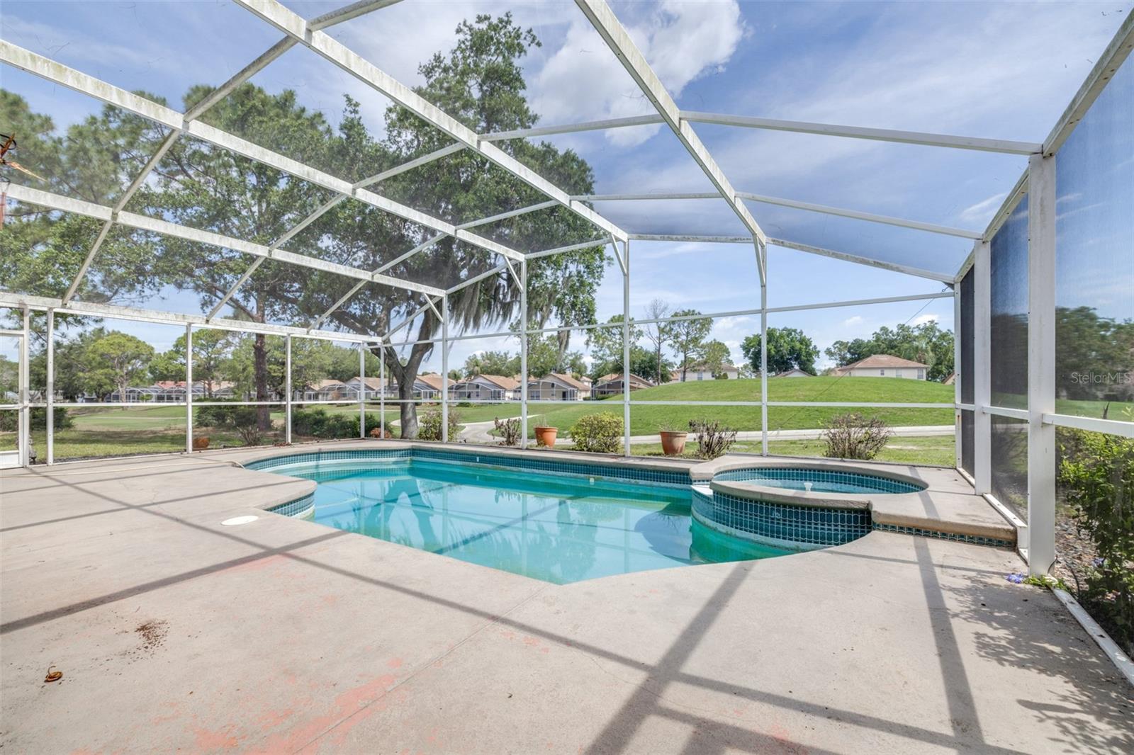 CARIBBEAN COVE - Residential