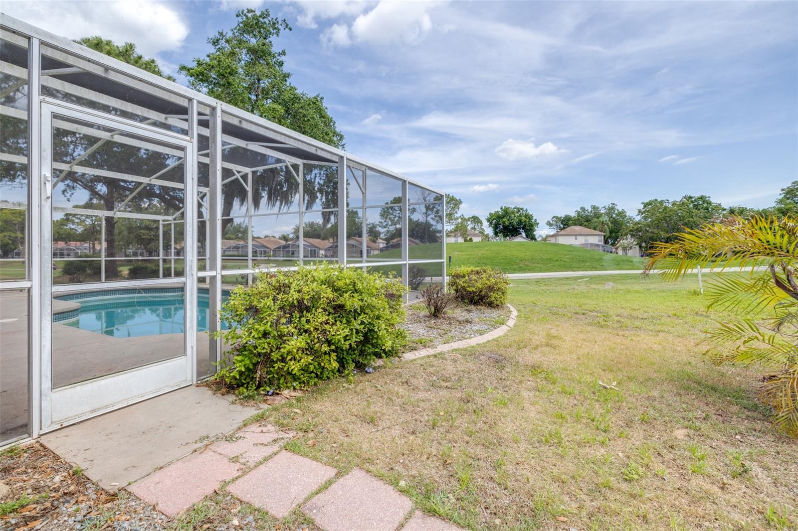 CARIBBEAN COVE - Residential