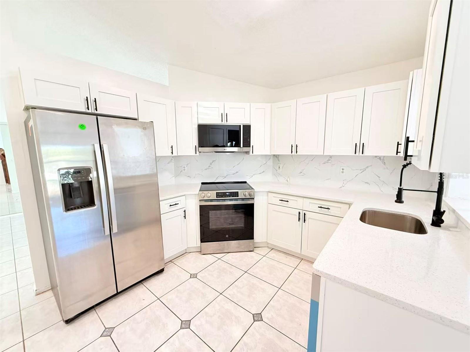 CHELSEA PARC EAST PH 01A - Residential