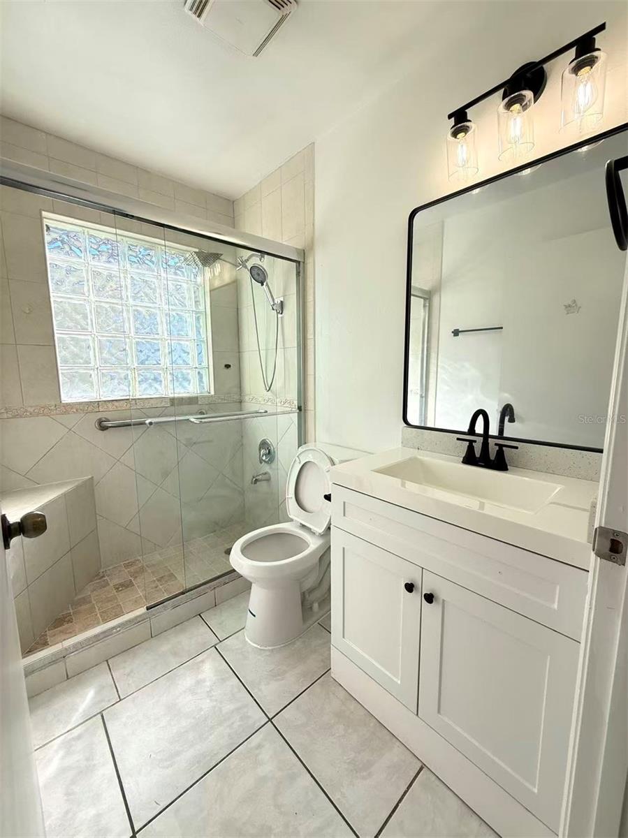 CHELSEA PARC EAST PH 01A - Residential