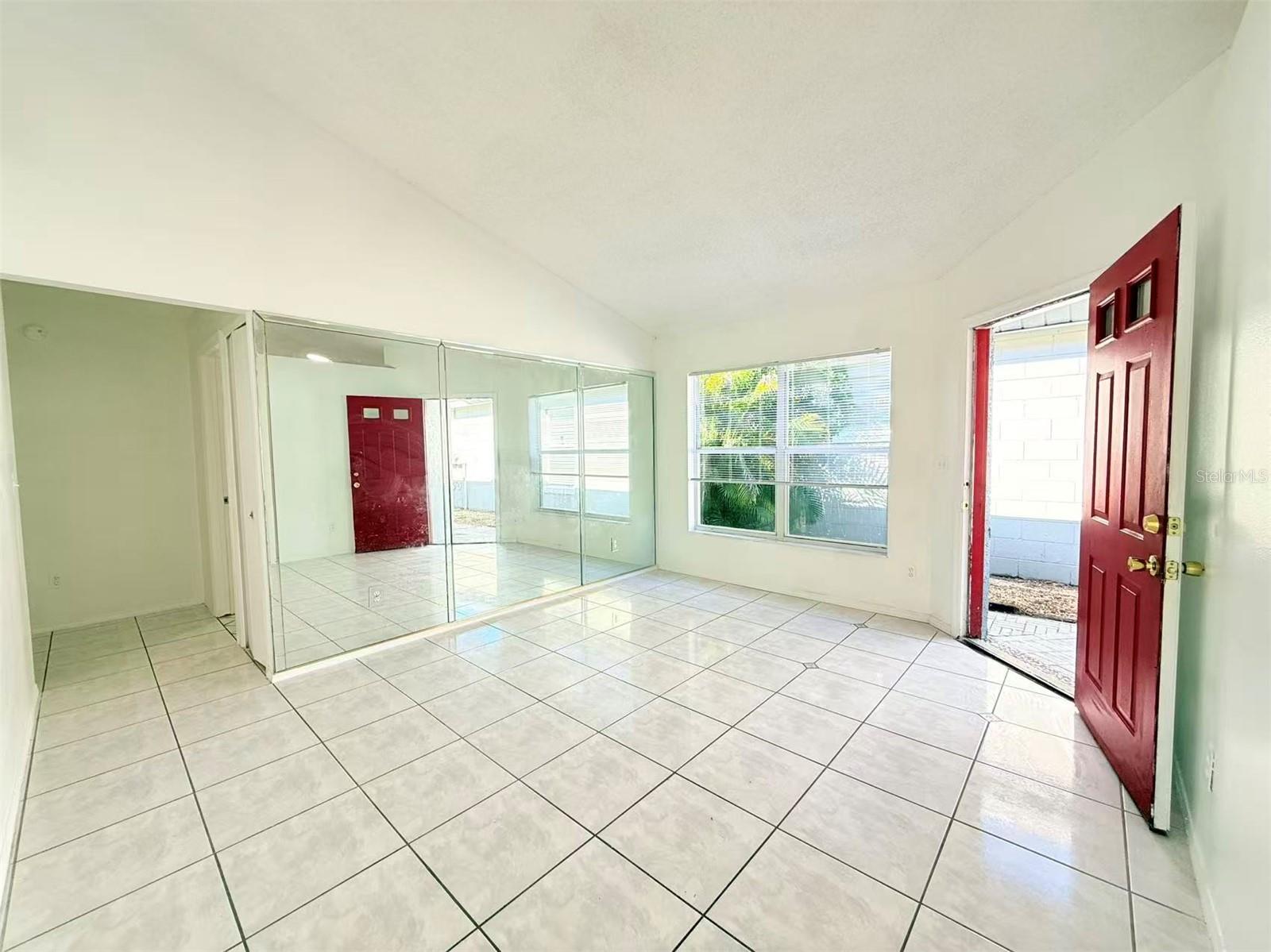 CHELSEA PARC EAST PH 01A - Residential