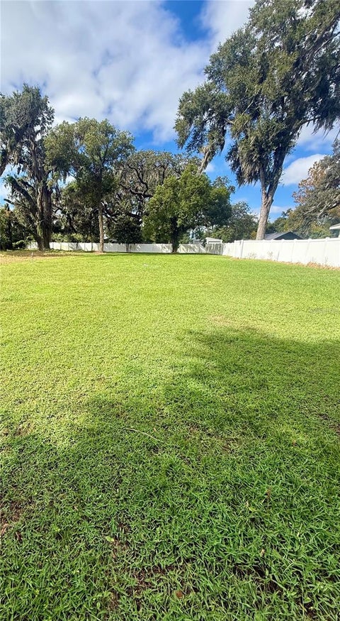 Photo of 0 Lakeview Avenue, Seffner, FL 33584 (MLS # TB8562508)