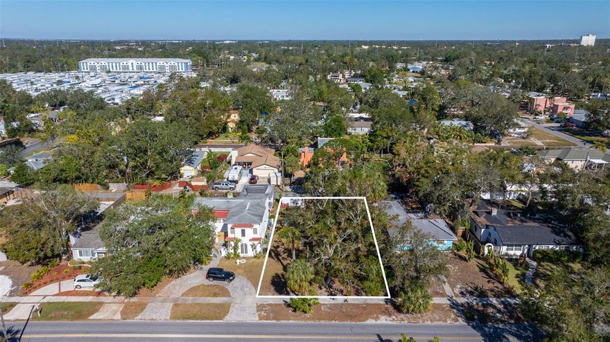 Located in the heart of Gulfport, this spacious, cleared lot offers an incredible opportunity to build your perfect home in one of Florida's most charming and vibrant coastal communities. Whether you're envisioning a cozy beach retreat or a modern, custom-built residence, this lot is primed for construction.