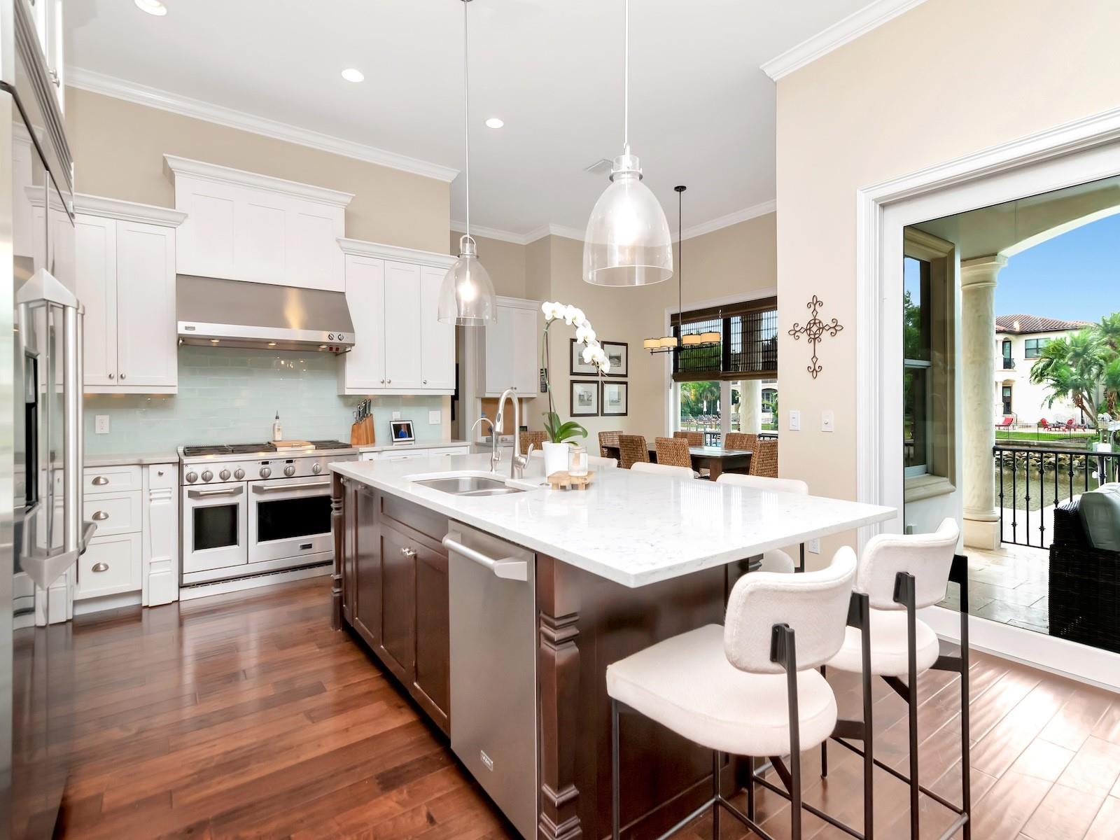 DAVIS ISLANDS PB10 PG52 TO 57 - Residential