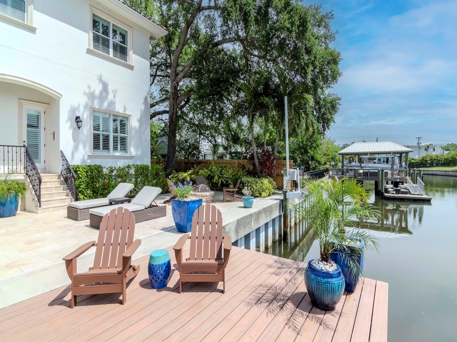 DAVIS ISLANDS PB10 PG52 TO 57 - Residential