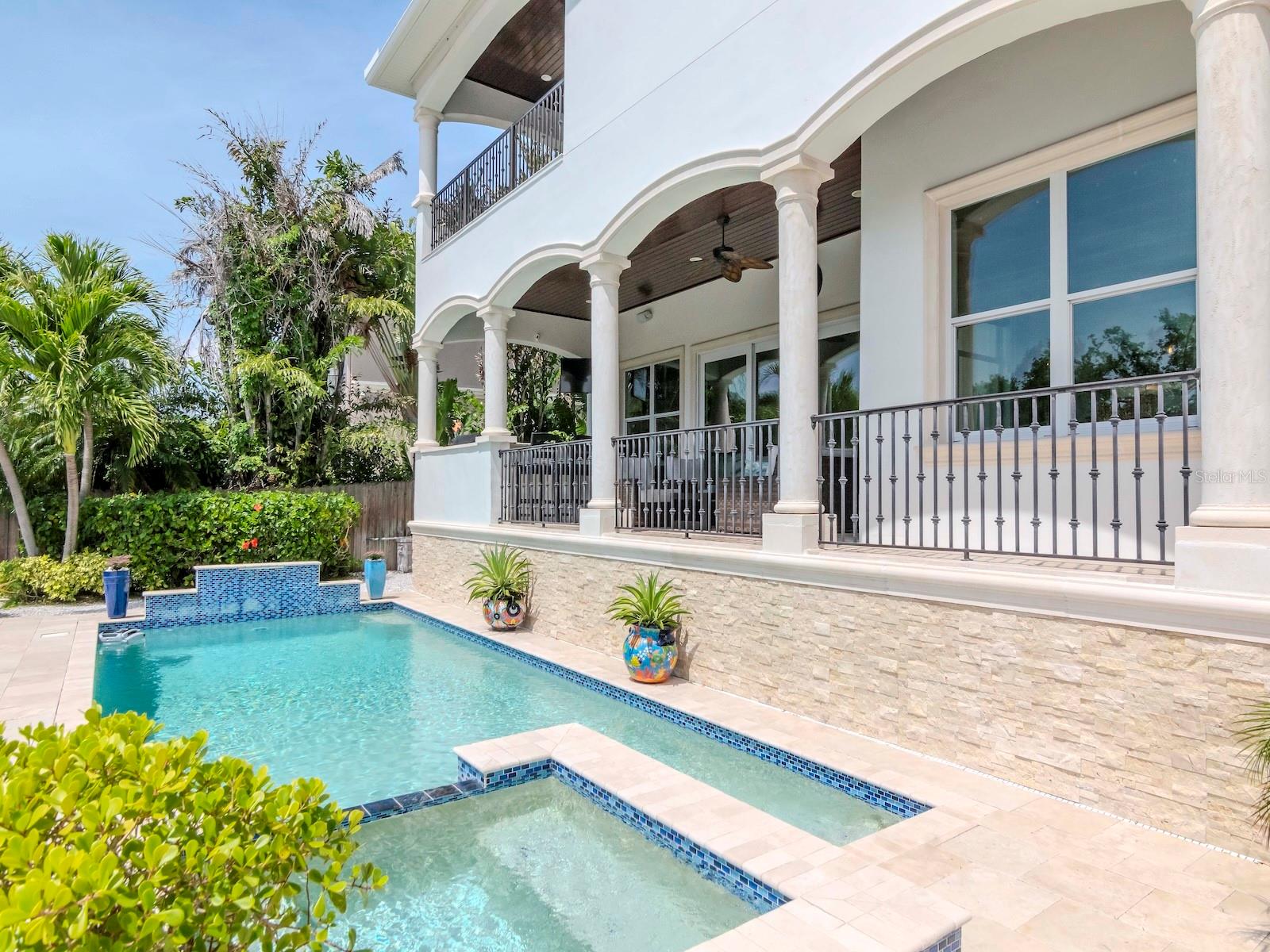 DAVIS ISLANDS PB10 PG52 TO 57 - Residential