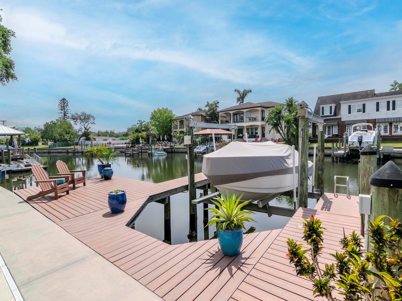 DAVIS ISLANDS PB10 PG52 TO 57 - Residential