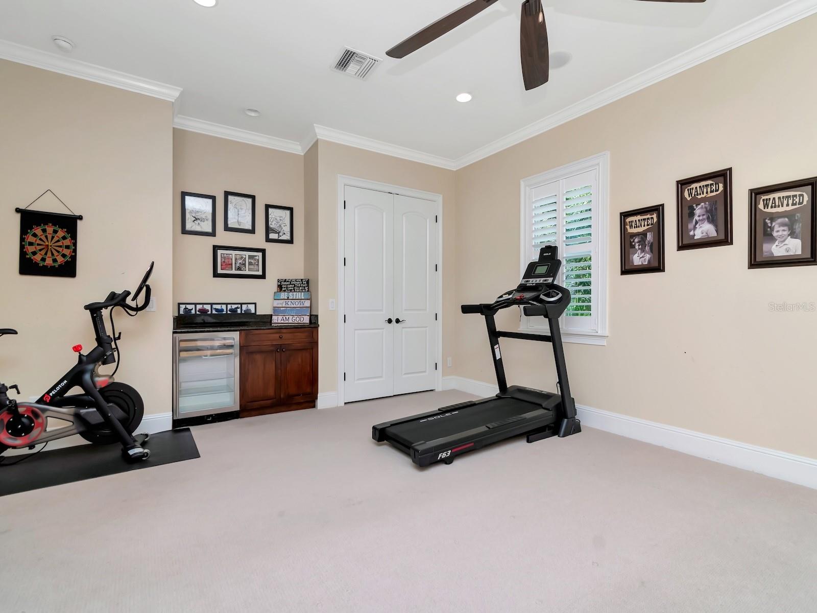 DAVIS ISLANDS PB10 PG52 TO 57 - Residential