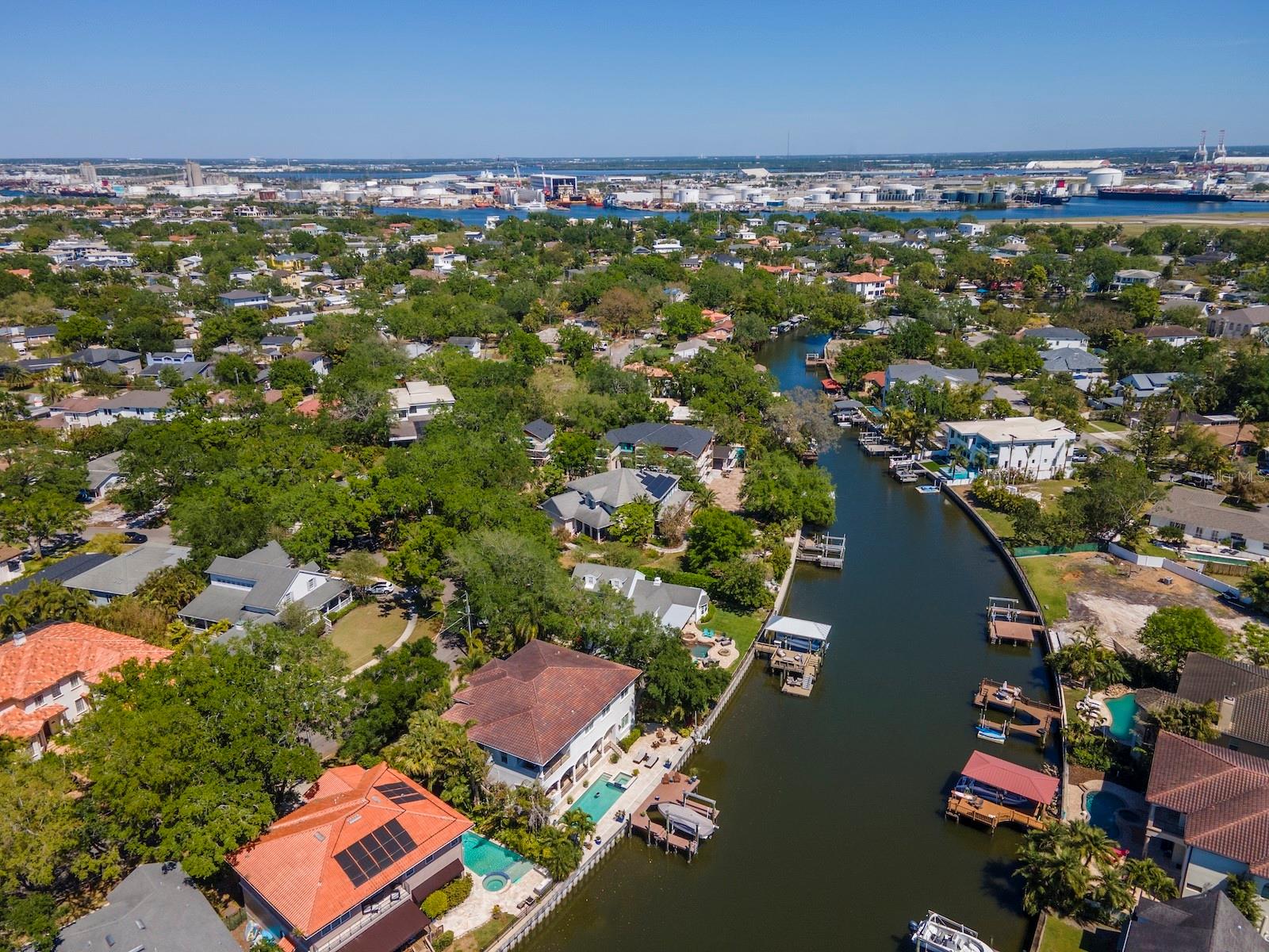 DAVIS ISLANDS PB10 PG52 TO 57 - Residential