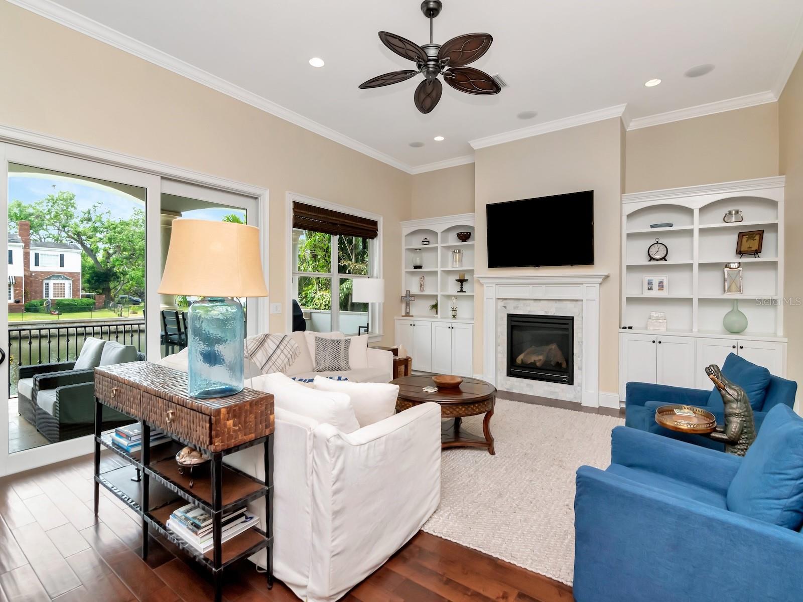 DAVIS ISLANDS PB10 PG52 TO 57 - Residential