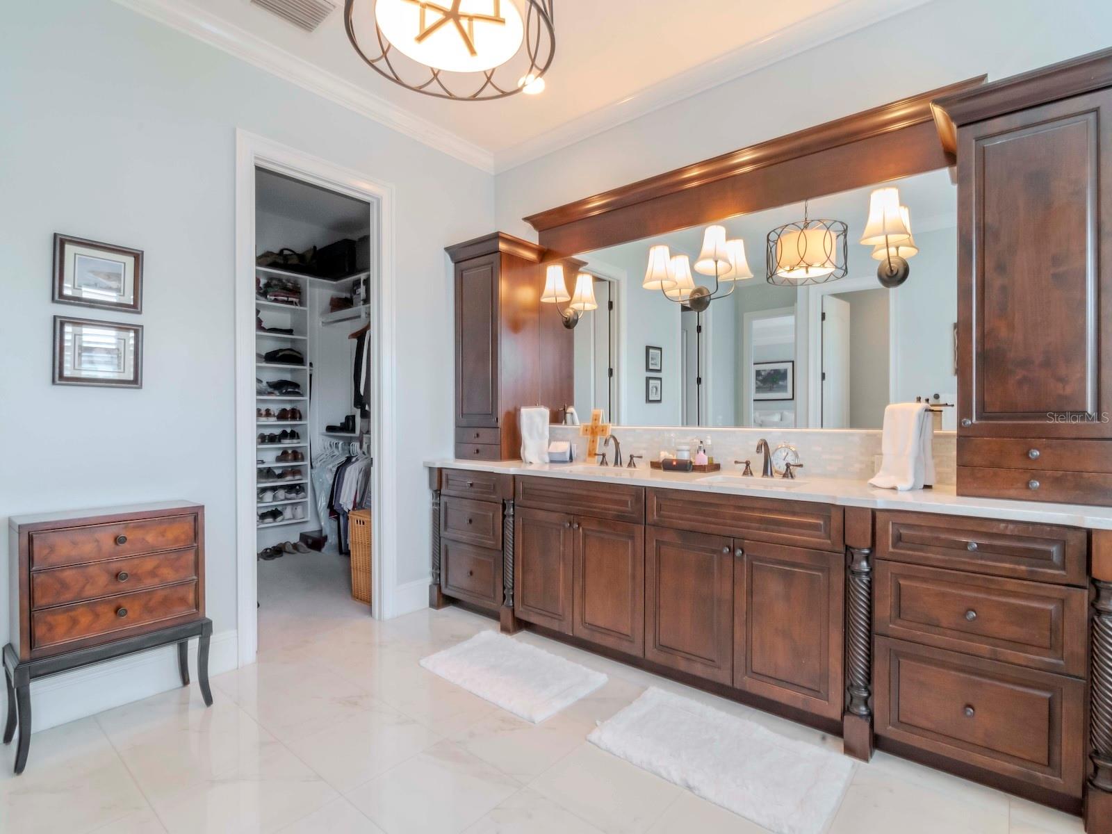 DAVIS ISLANDS PB10 PG52 TO 57 - Residential