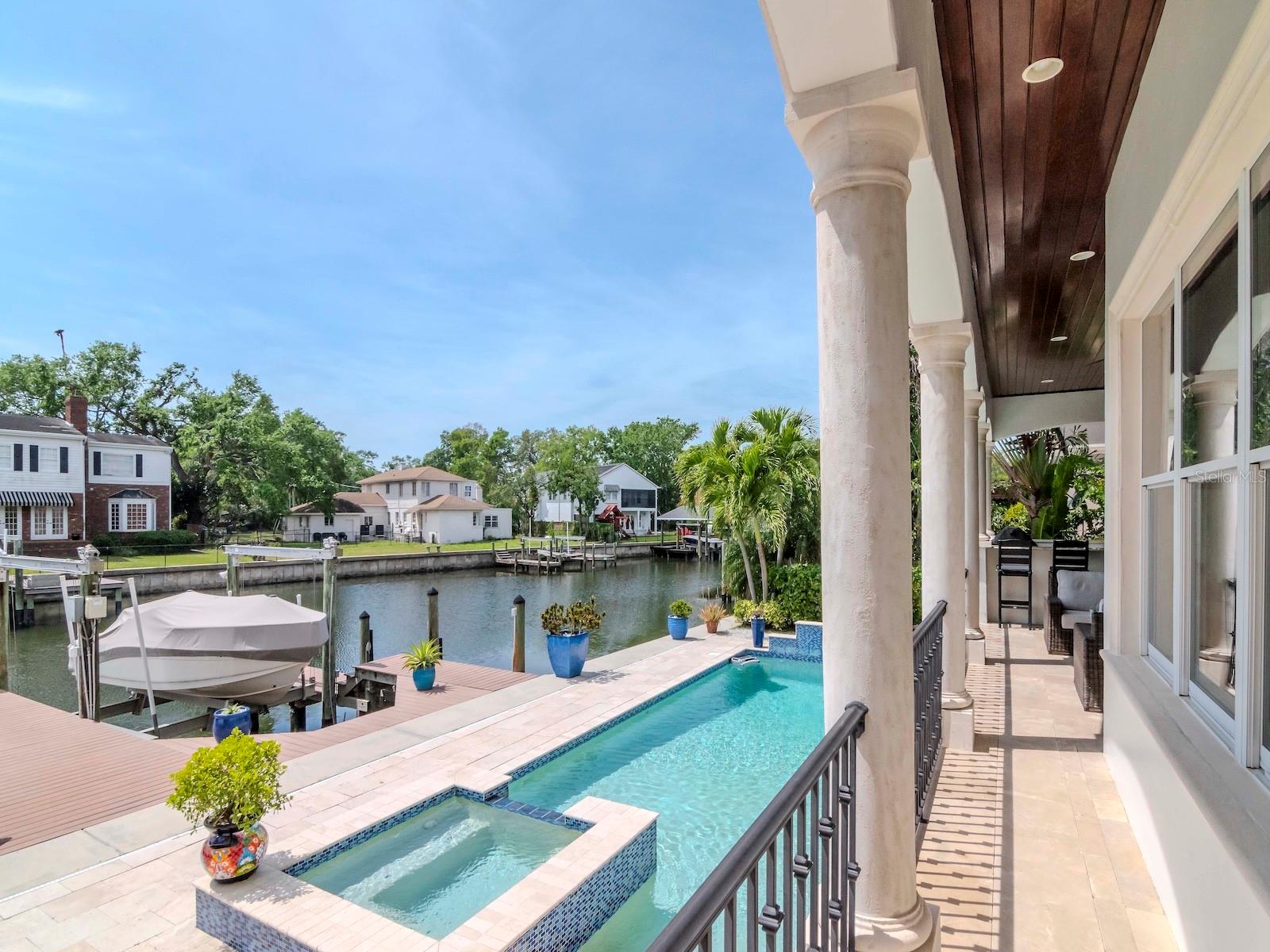 DAVIS ISLANDS PB10 PG52 TO 57 - Residential