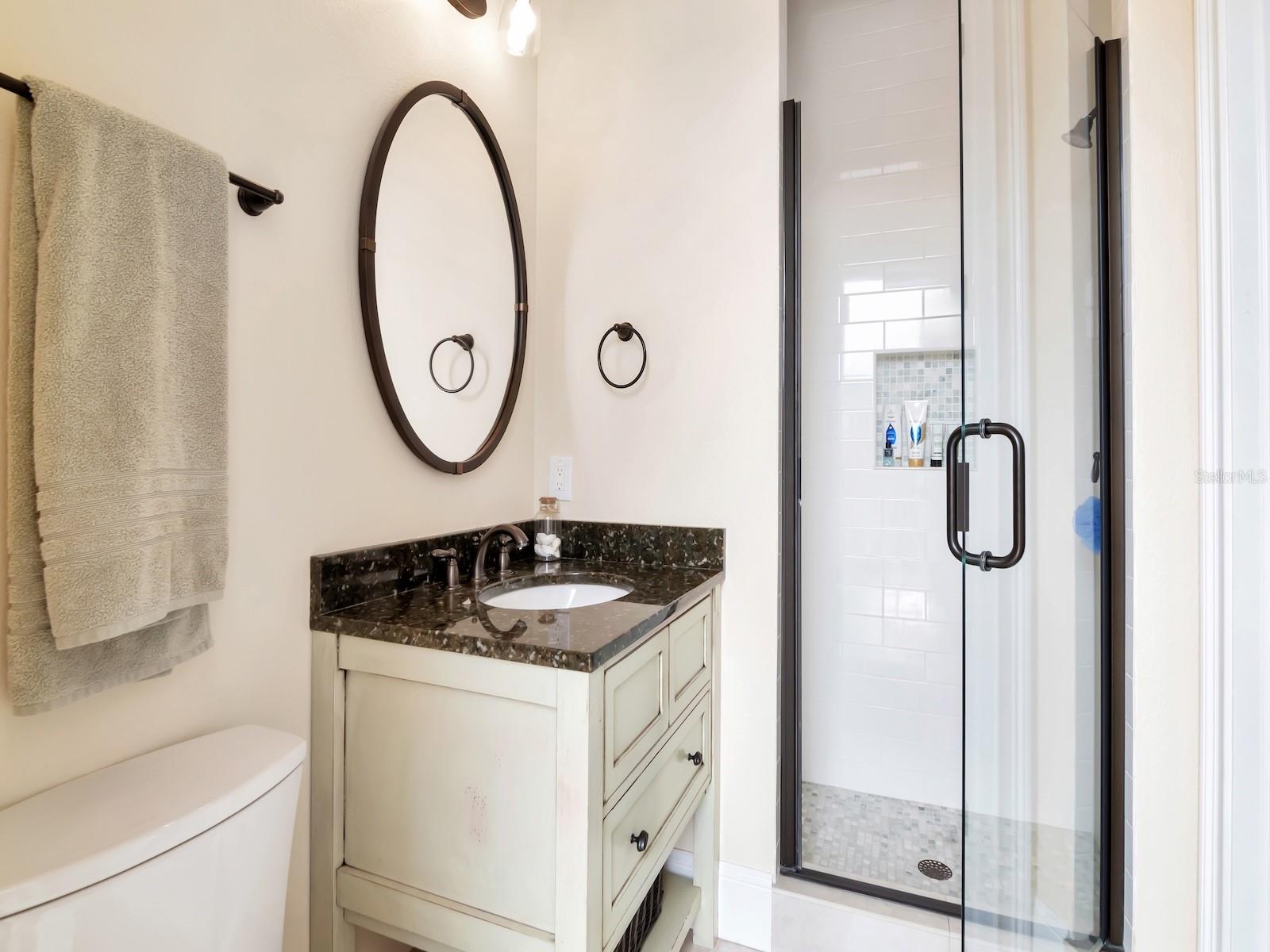 DAVIS ISLANDS PB10 PG52 TO 57 - Residential