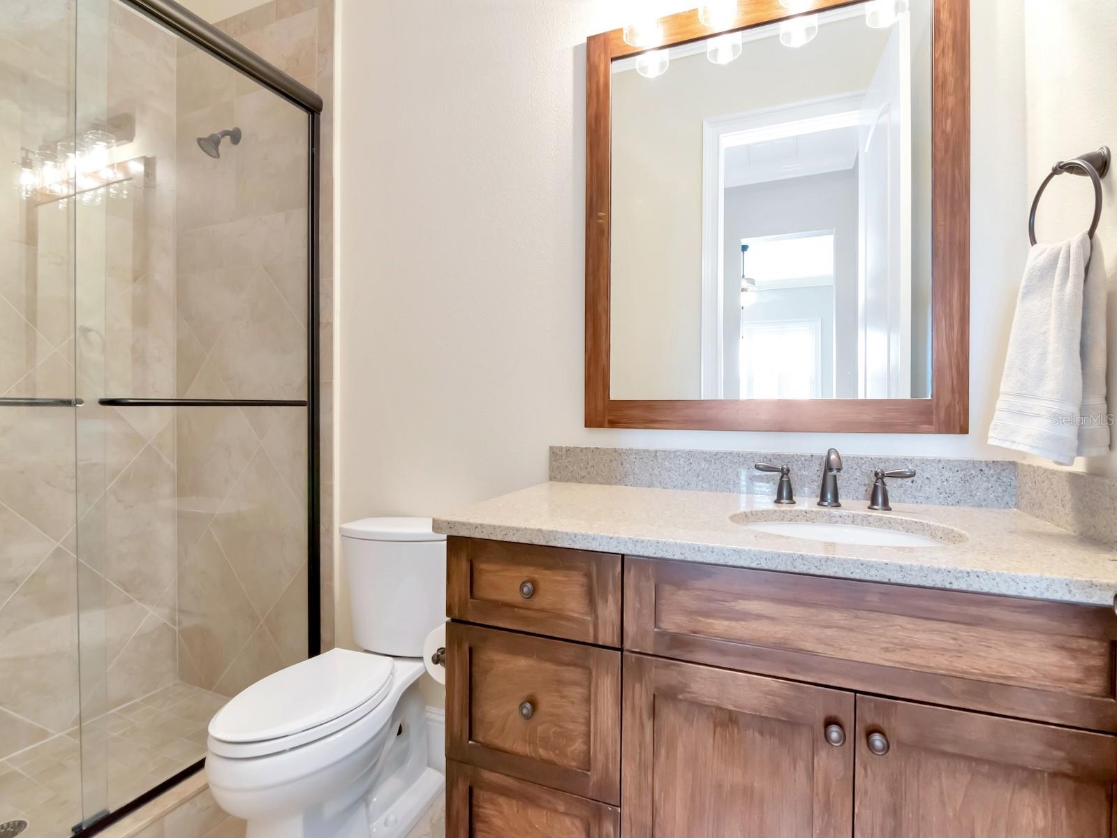 DAVIS ISLANDS PB10 PG52 TO 57 - Residential