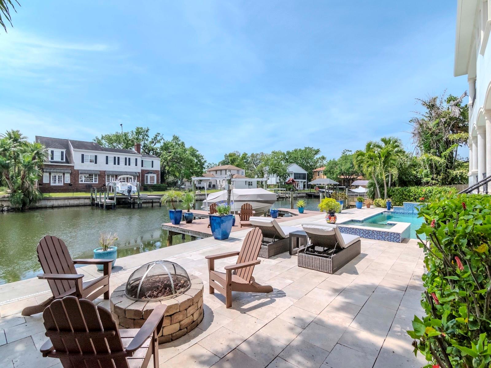 DAVIS ISLANDS PB10 PG52 TO 57 - Residential