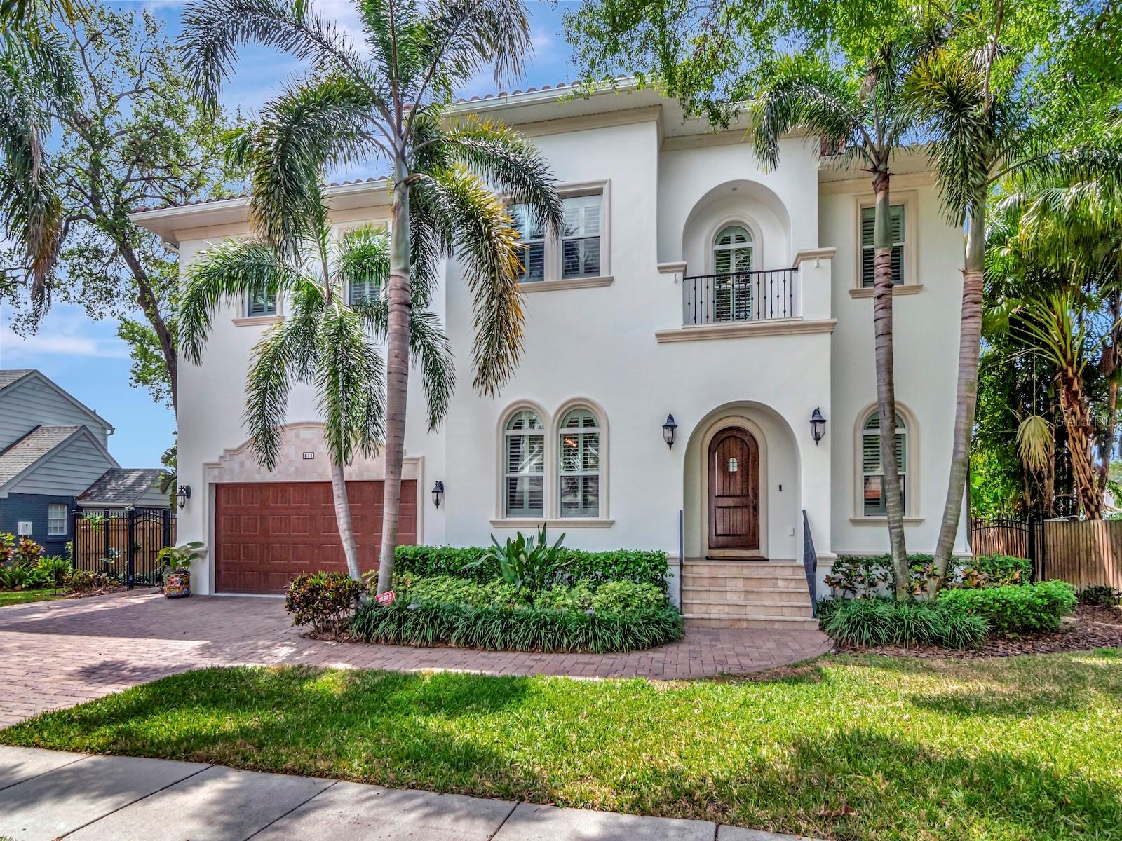 DAVIS ISLANDS PB10 PG52 TO 57 - Residential