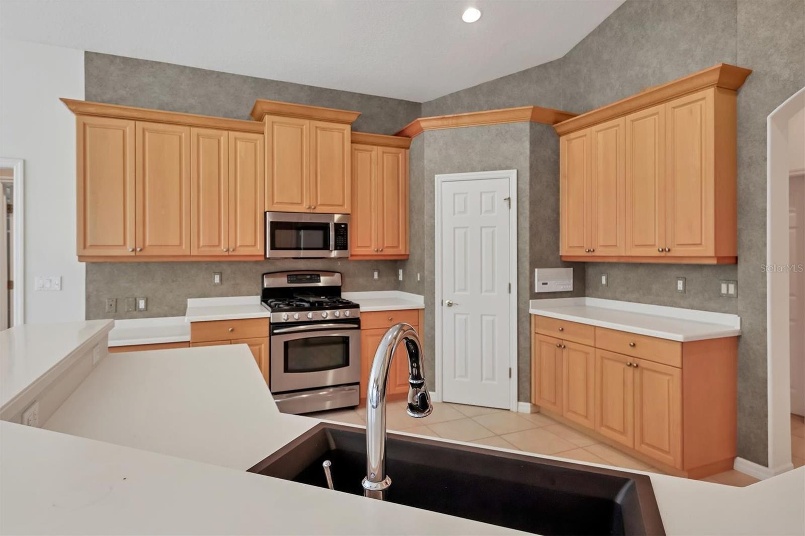 OAKLEAF - Residential Lease