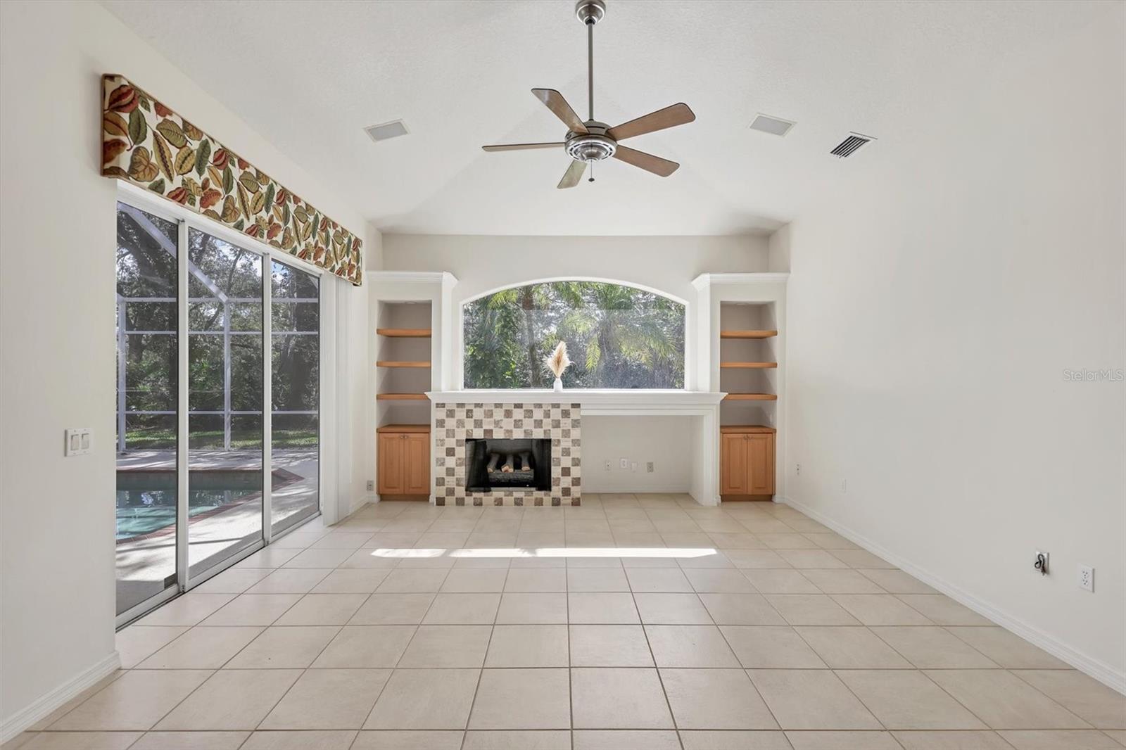 OAKLEAF - Residential Lease