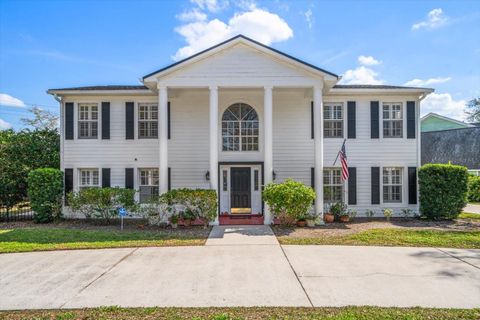 Photo of 2102 S Fore Circle, Tampa, FL 33612 (MLS # TB8475187)