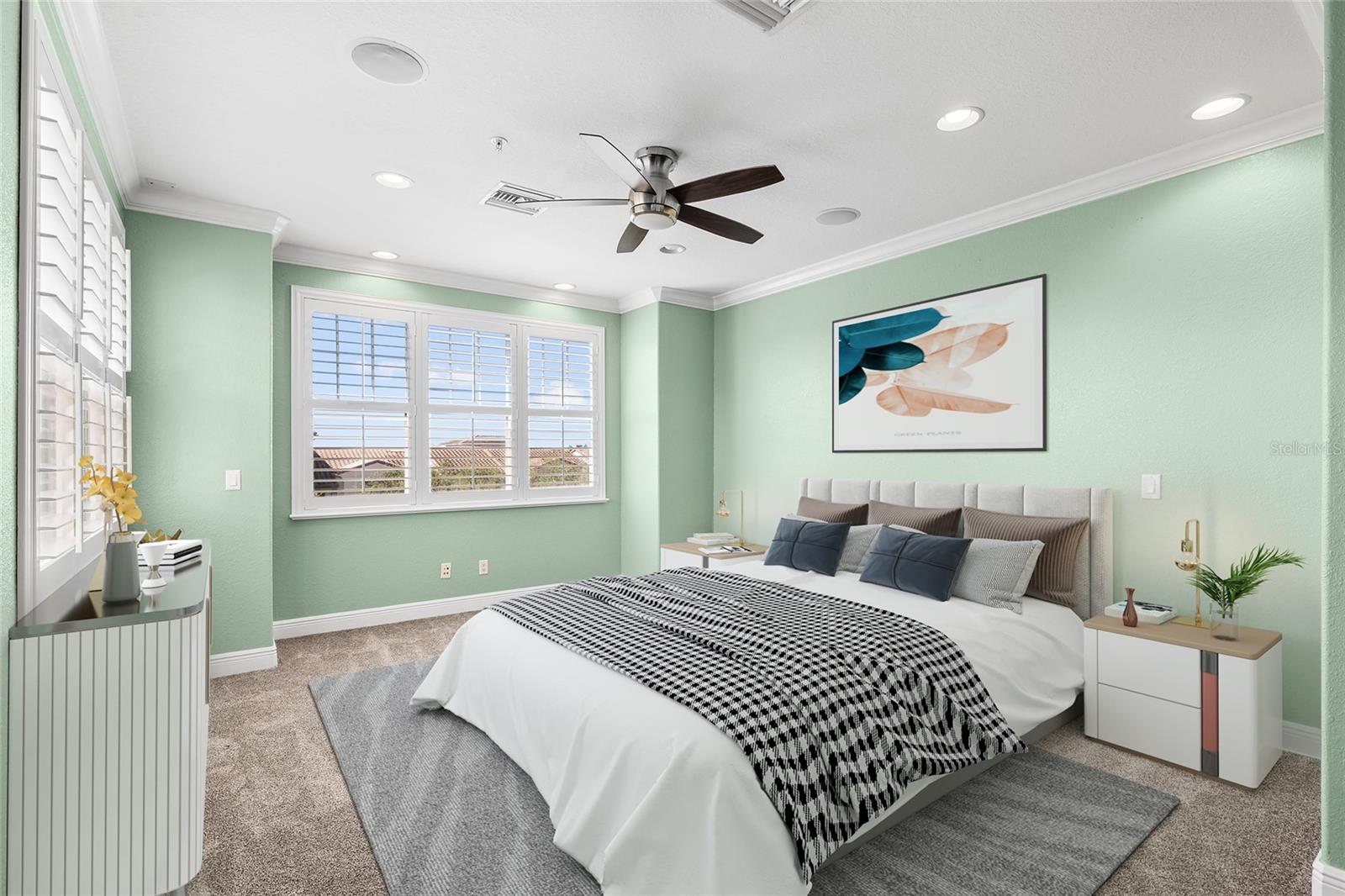 WESTSHORE YACHT CLUB TWNHMS - Residential Lease