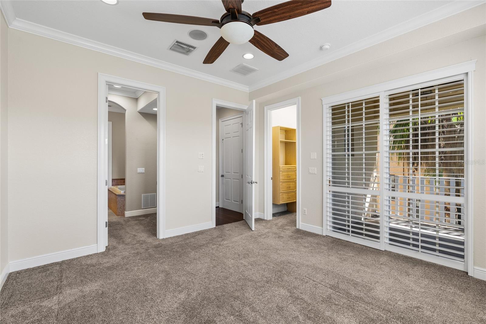 WESTSHORE YACHT CLUB TWNHMS - Residential Lease