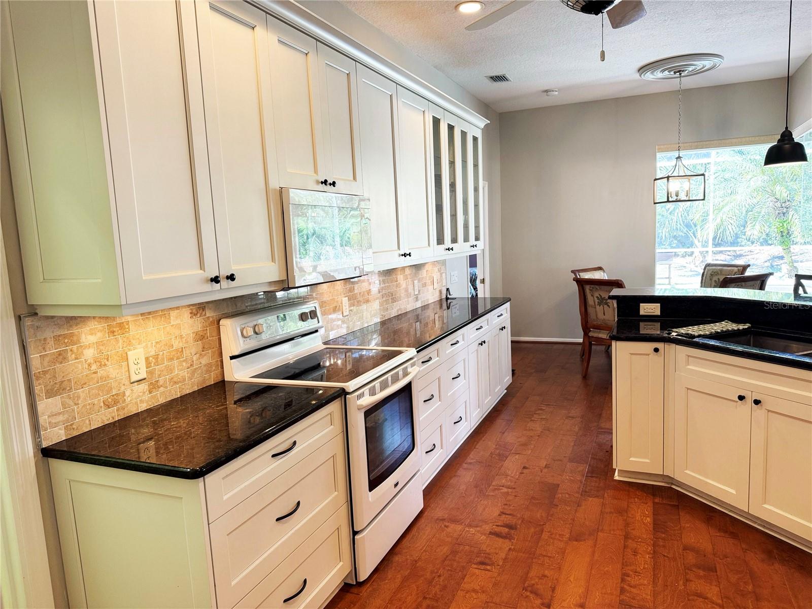 PARKWOOD LAKES PH V-VII - Residential Lease
