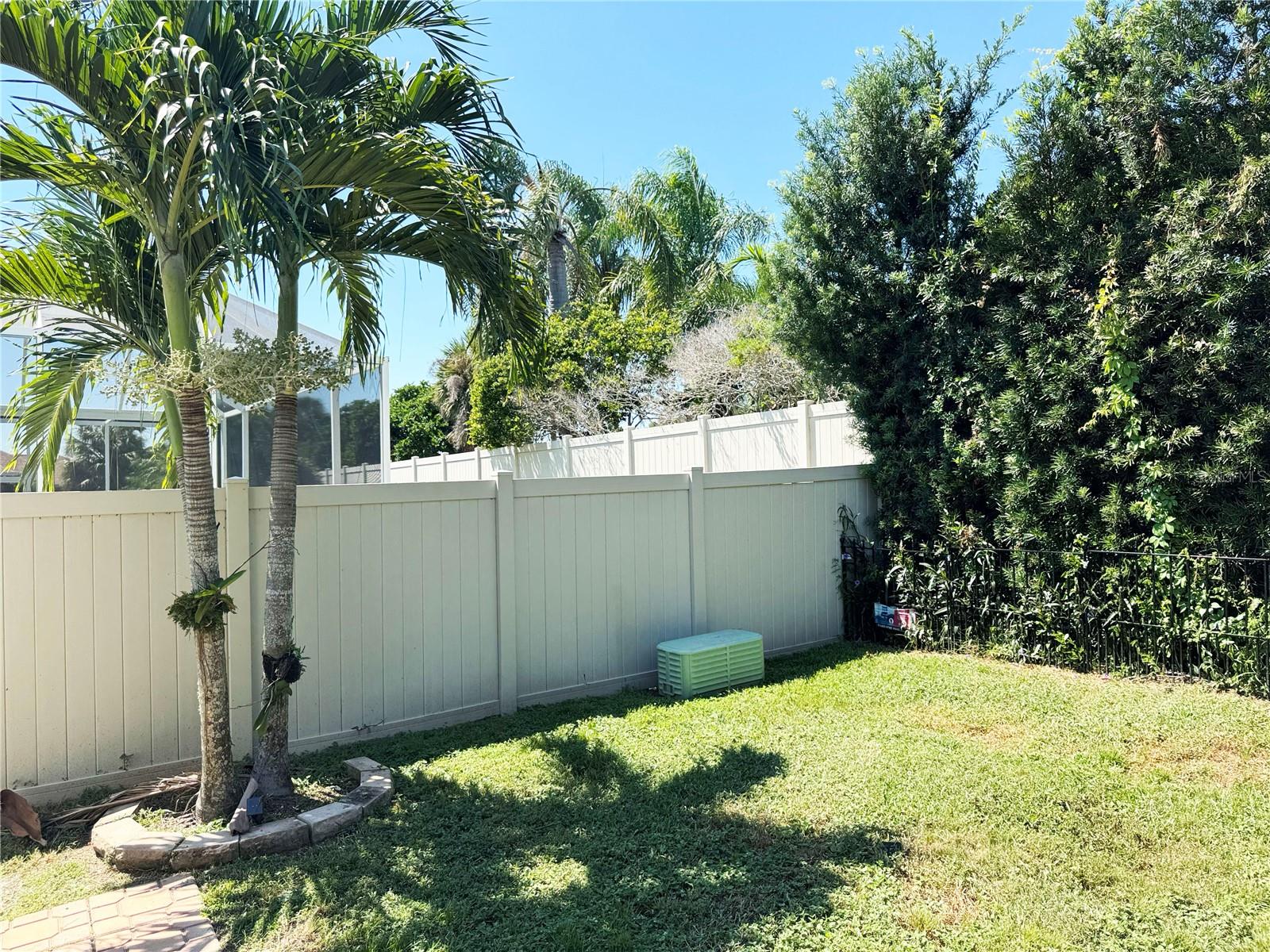 PARKWOOD LAKES PH V-VII - Residential Lease