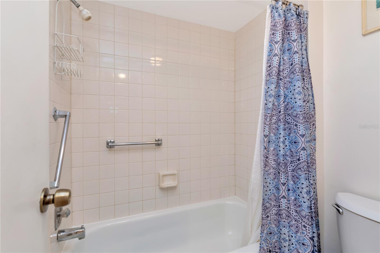 WATERS EDGE 4 CONDO - Residential