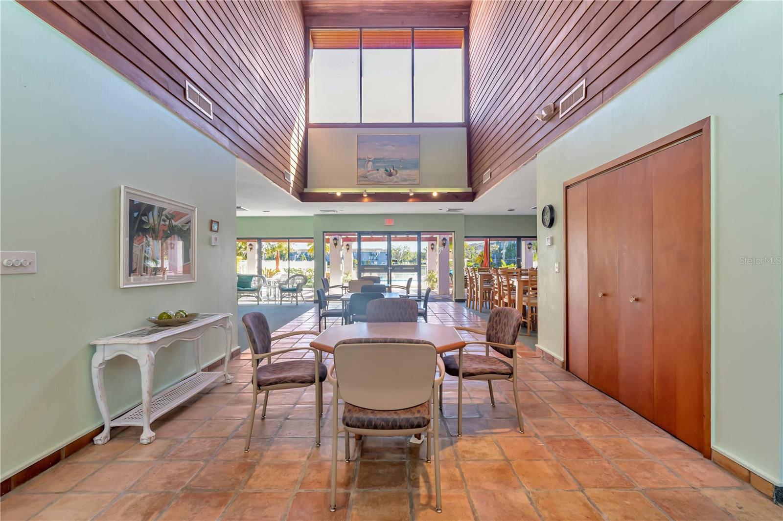 WATERS EDGE 4 CONDO - Residential