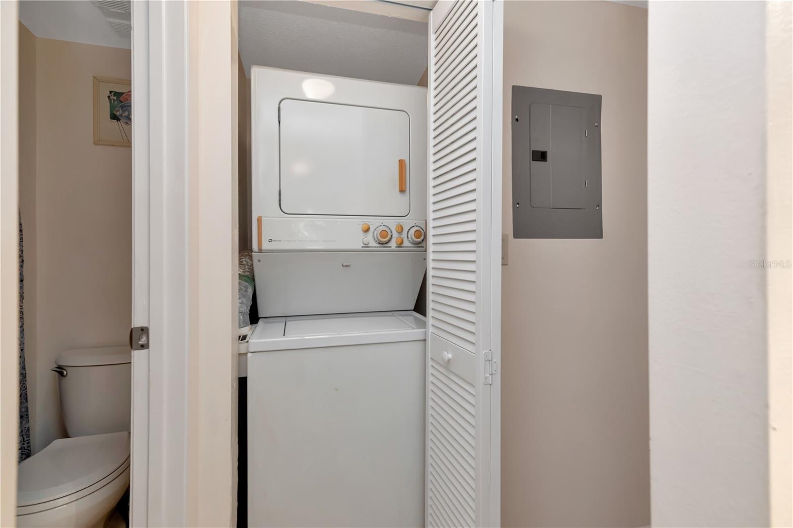 WATERS EDGE 4 CONDO - Residential