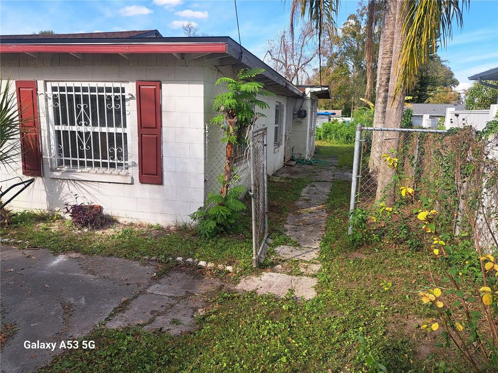 Photo of 2843 W Livingston Street, Orlando, FL 32805 (MLS # O6374375)