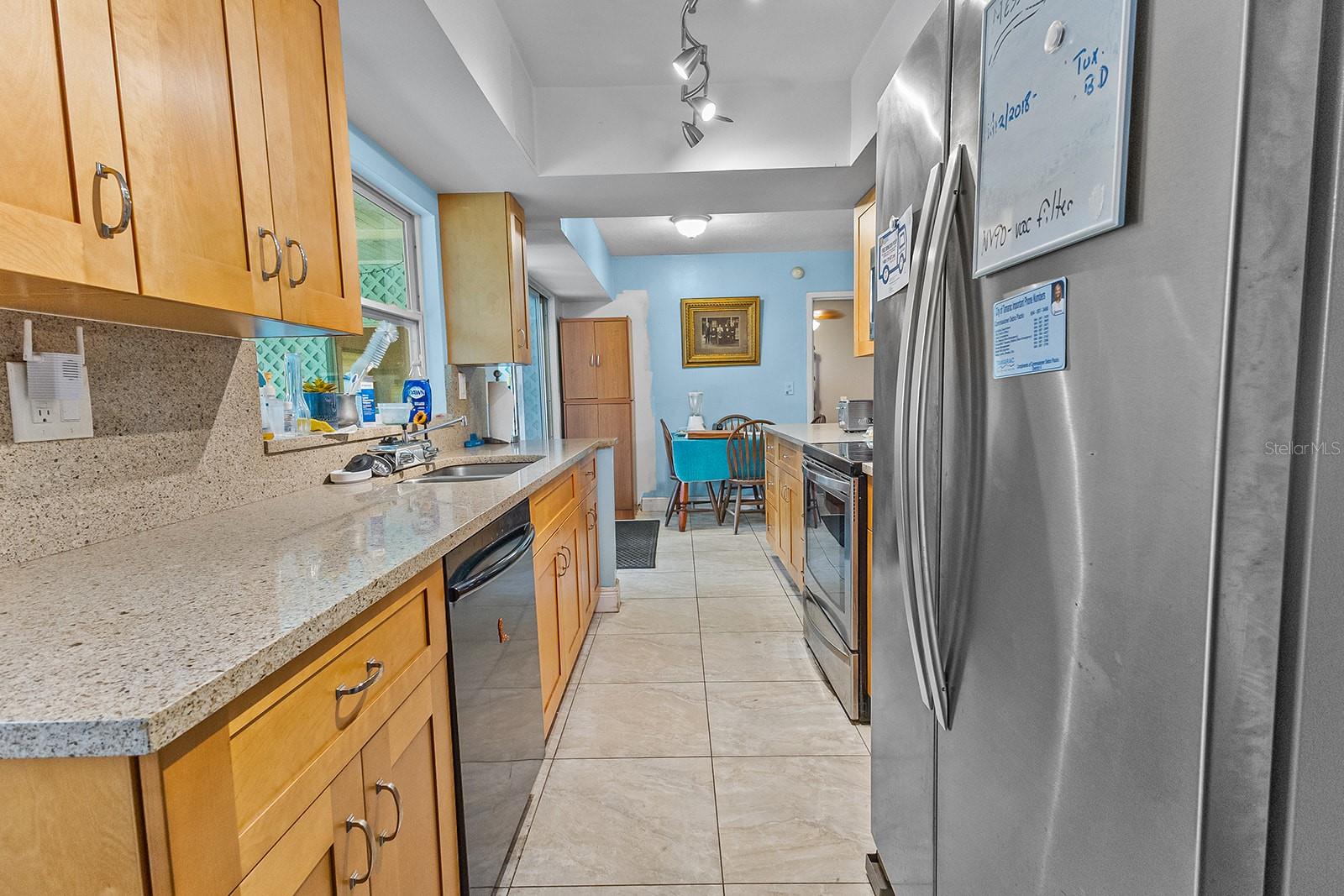 HEATHGATE 72-49 B - Residential