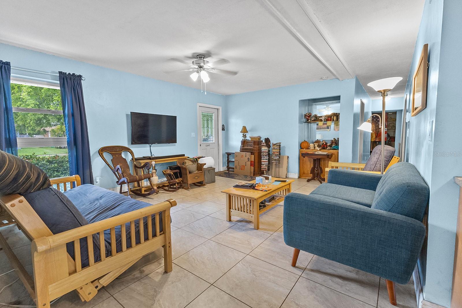 HEATHGATE 72-49 B - Residential