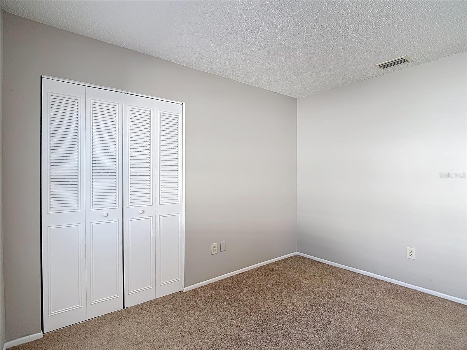 PRESIDENTIAL MANOR - Residential