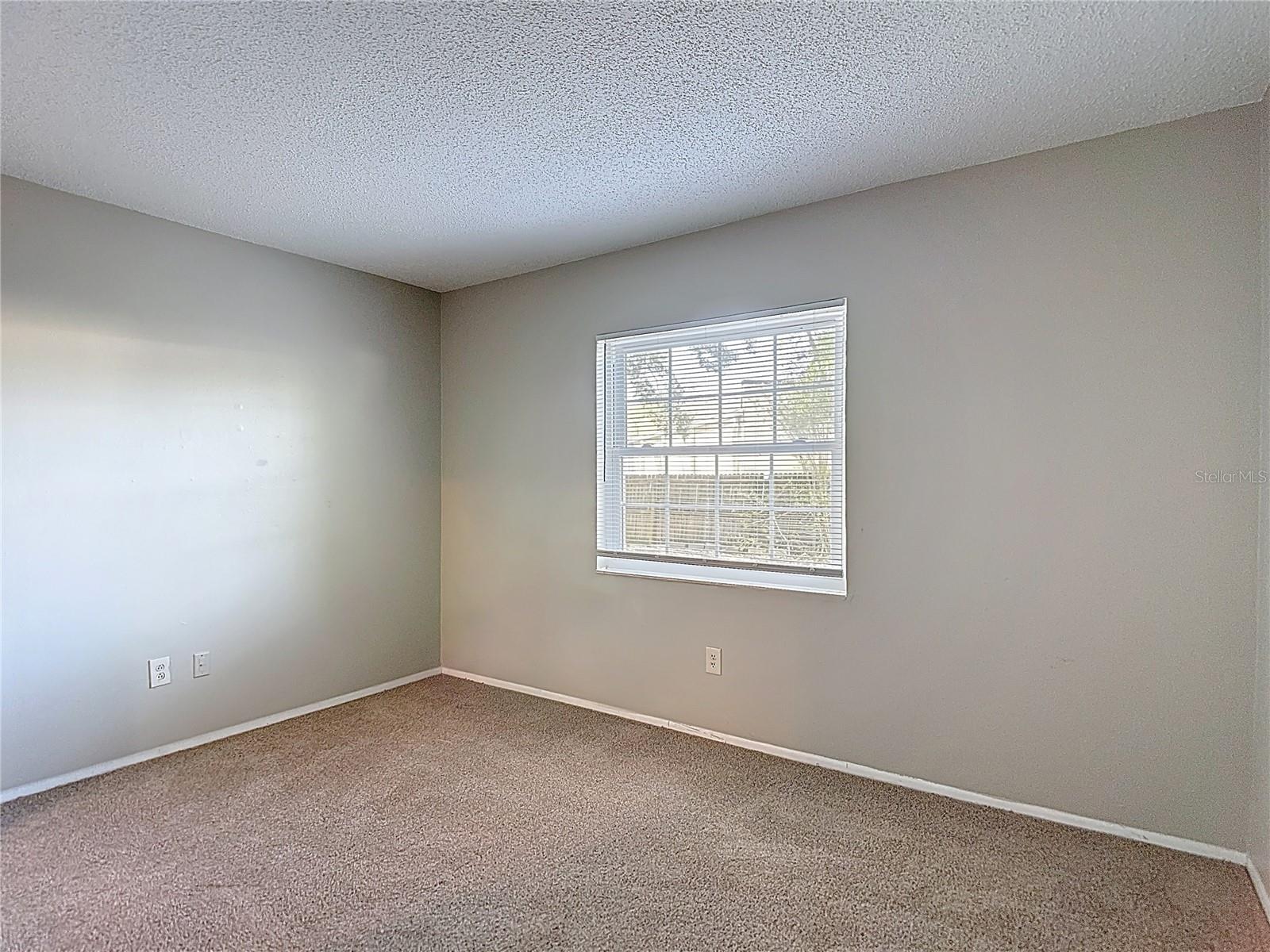 PRESIDENTIAL MANOR - Residential