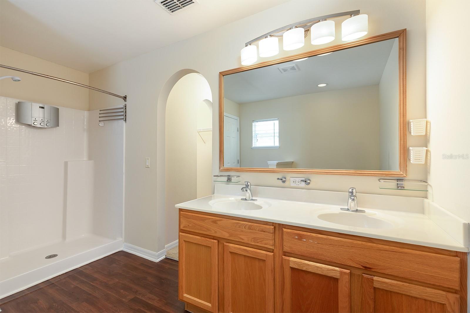 DELTONA LAKES - Residential